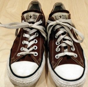 Converse Shoes - Converse chocolate brown low top All Stars M6, W8 Converse Shoes - Converse chocolate brown low top All Stars M6, W8